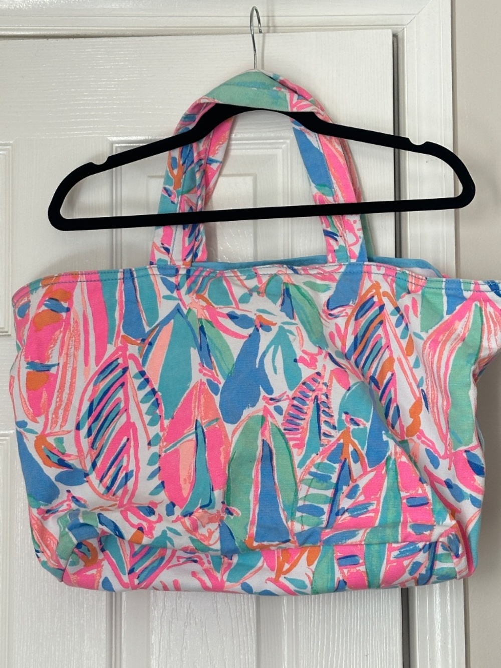 Brand New Lilly Pulitzer Beach Tote Multi Out to Sea Sailboat Resort Nautical - Picture 4 of 8